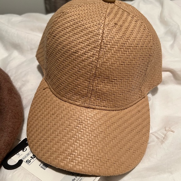 Two ZARA hats - Picture 3 of 4